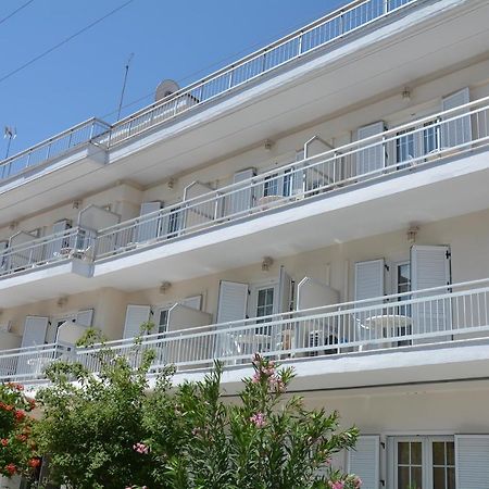 Poseidon Hotel Paralía Exterior foto