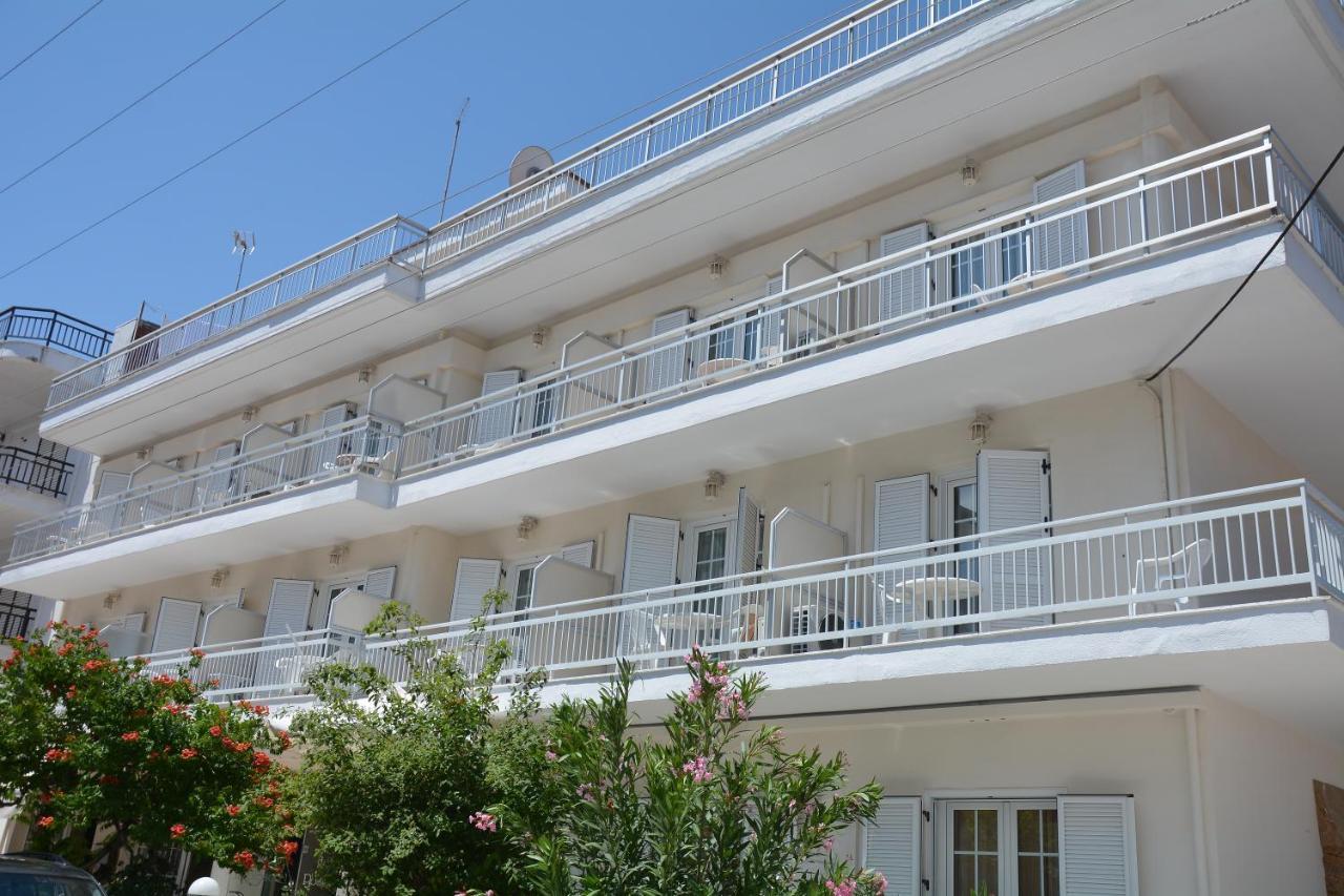 Poseidon Hotel Paralía Exterior foto